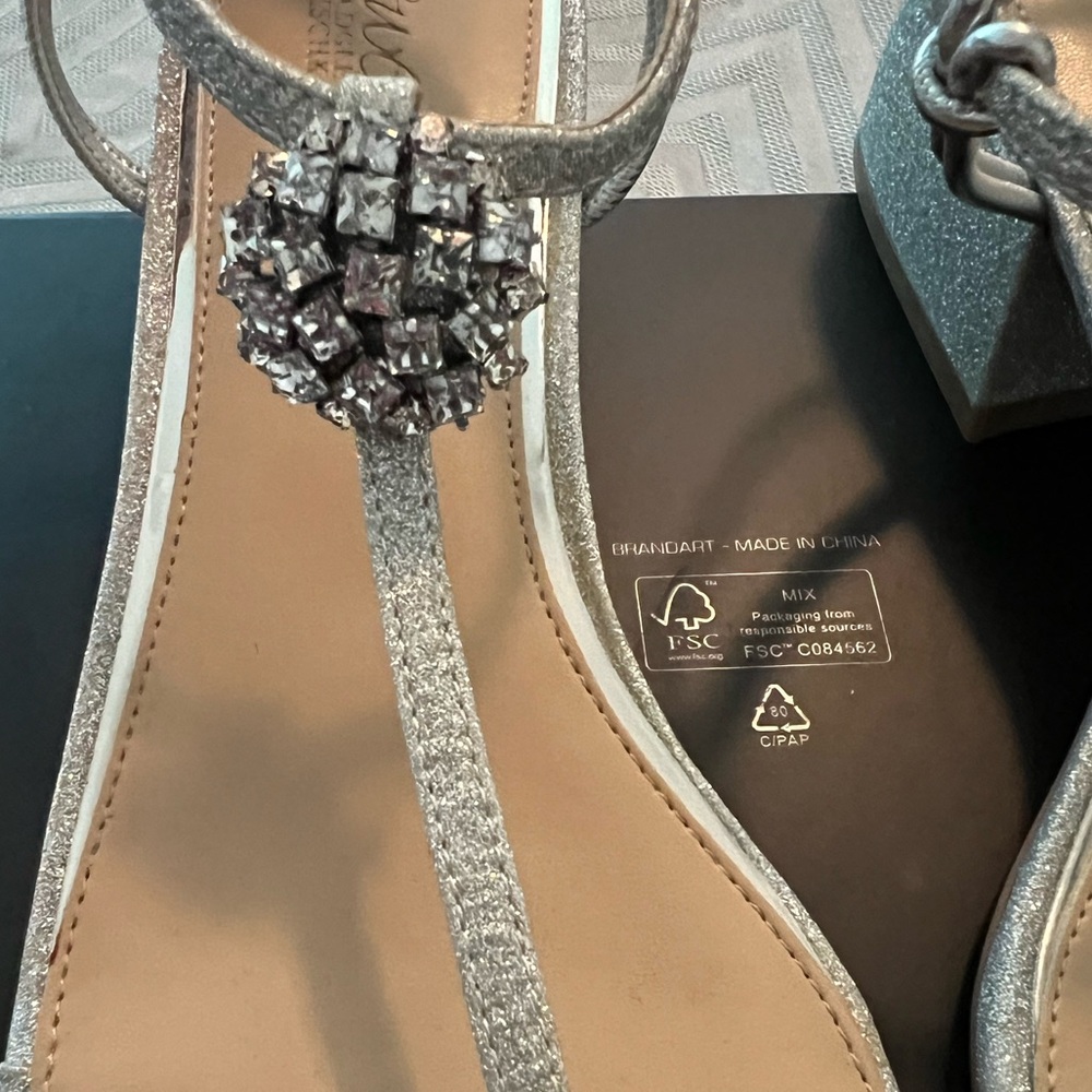 badgley mischka crystal silver sandals, size 10. Excellent condition